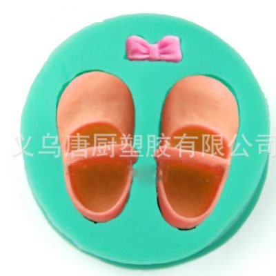 3D Baby Shoes Dessert Baking Fondant Silicone Mould 6x6x1.7cm